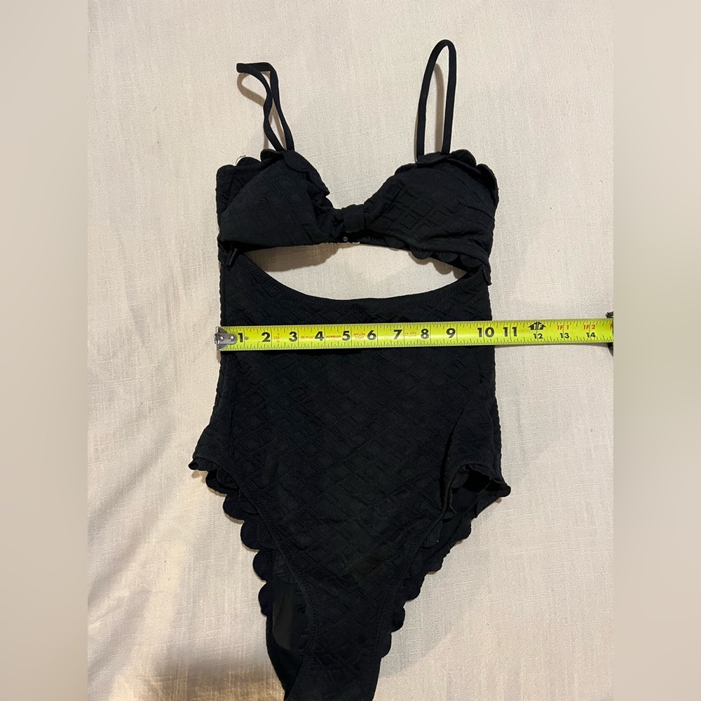 Xs Cupshe Suit - Picture 4 of 7